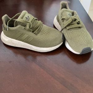 Toddler size 10 sneaker